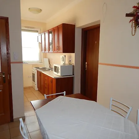 Apartment Holiday Wellness Apartman Hajduszoboszlo
